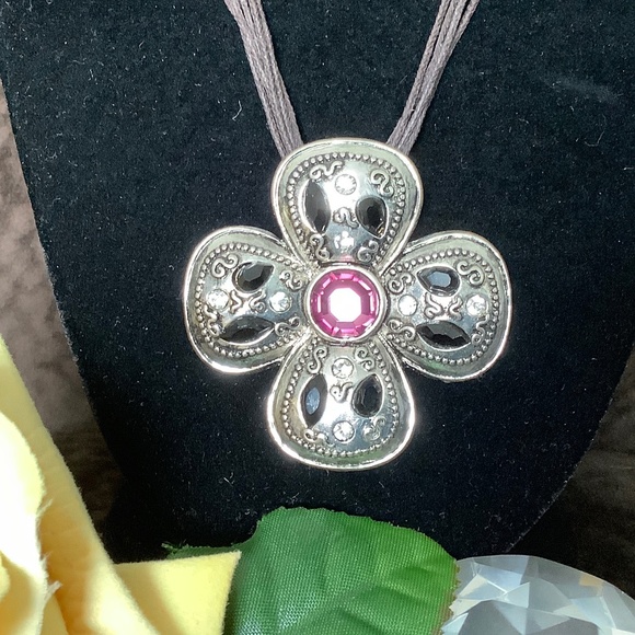 New Vintage Style Silver Tone Pendant, Multi strand Cord Necklace - Picture 2 of 6